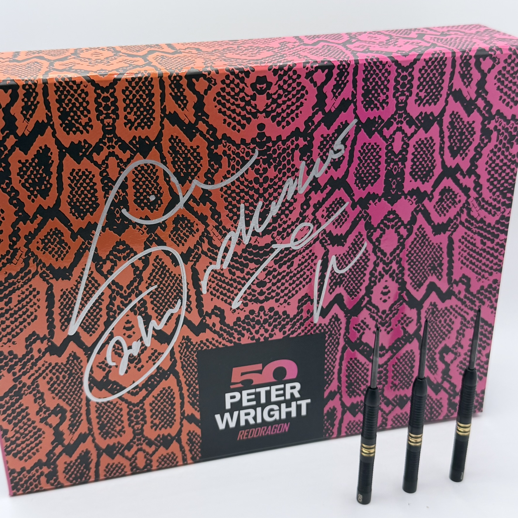 ULTRA RARE HAND SIGNED PETER WRIGHT RED DRAGON 50YR LIMITED EDITION DARTS