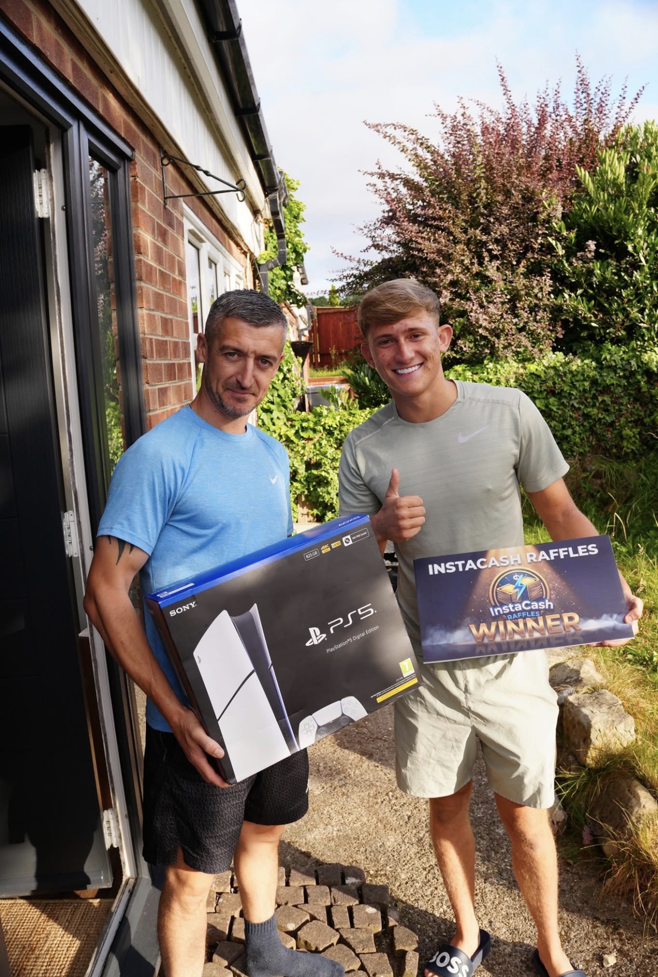 Chris won a PS5 😲