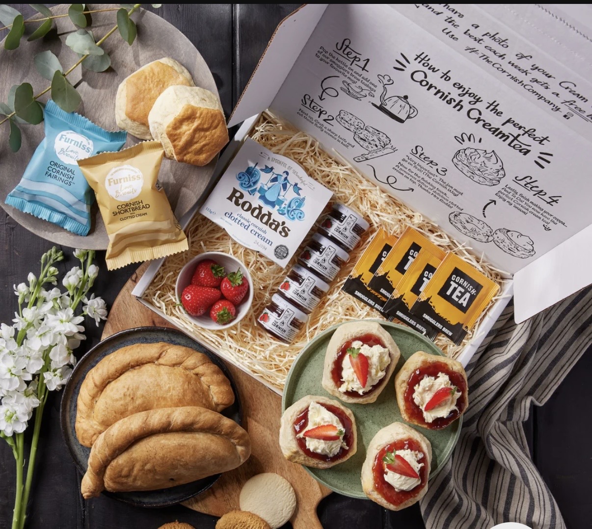 The Pasty and cream Tea Hamper